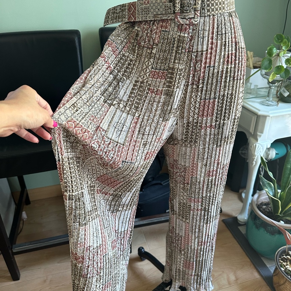 Jumpsuit - Picture 7 of 7